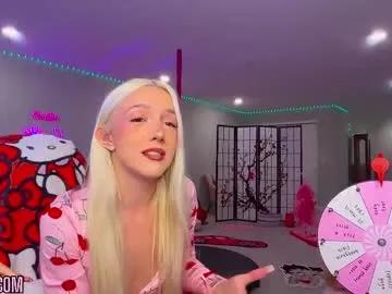 Freechat riababe on Chaturbate