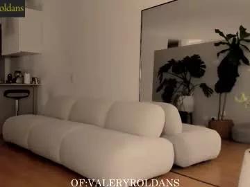 Freechat roldansvalery on Chaturbate