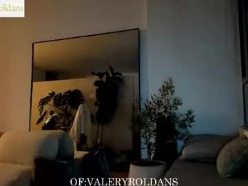 Freechat roldansvalery on Chaturbate