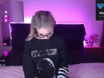 Freechat shysweetrish on Chaturbate