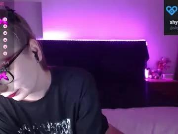 Freechat shysweetrish on Chaturbate