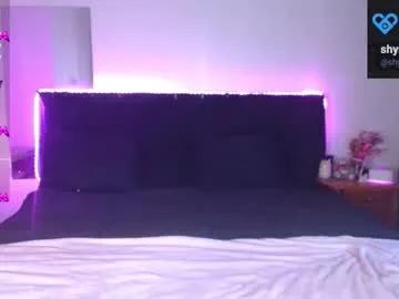 Freechat shysweetrish on Chaturbate