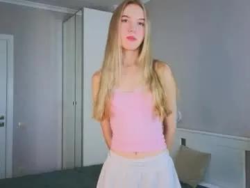 succubelle on Chaturbate 