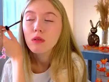 succubelle on Chaturbate 