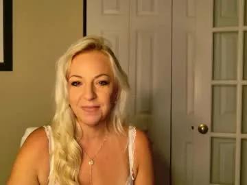 summerishotter on Chaturbate