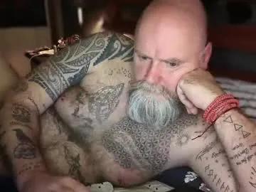 Freechat tattooeddilf01 on Chaturbate