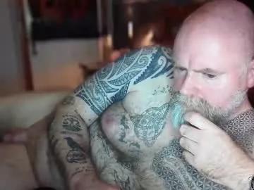 Freechat tattooeddilf01 on Chaturbate