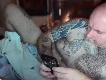 Freechat tattooeddilf01 on Chaturbate