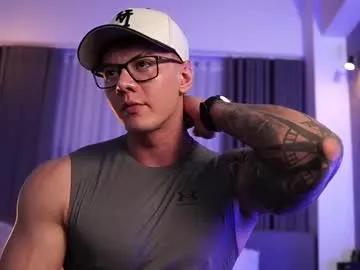 Group thomas_falcon1 on Chaturbate