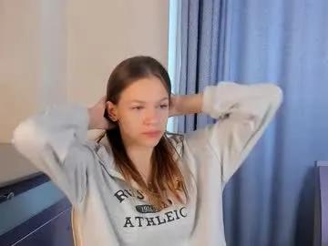 Freechat velvetrisque on Chaturbate