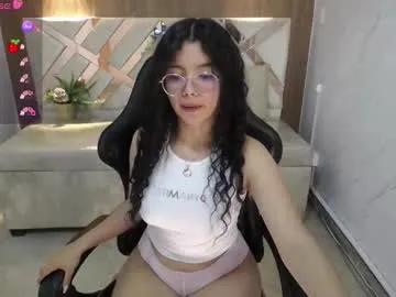 Freechat victoria_castillo_b on Chaturbate