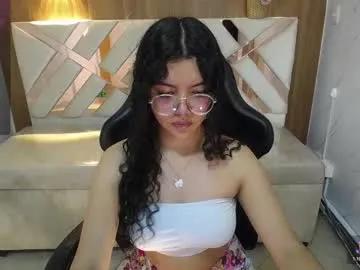 Freechat victoria_castillo_b on Chaturbate