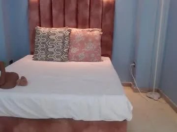 Freechat violetta_rainbow on Chaturbate