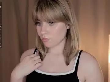 Freechat vivandellapenna on Chaturbate