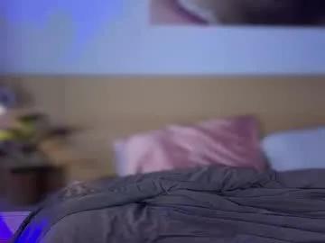 Freechat wildfairiesheaven on Chaturbate