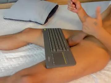 Freechat yayi_derek on Chaturbate