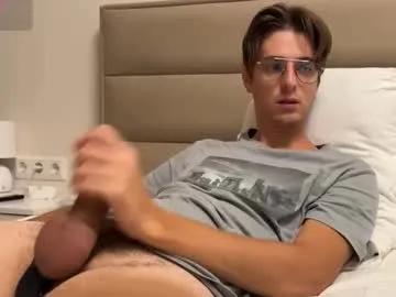 Freechat yourhotchristian on Chaturbate