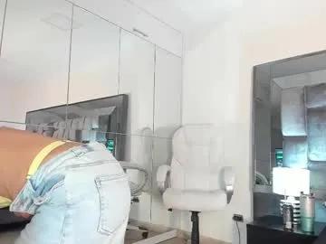 Freechat zinnia_mosley on Chaturbate