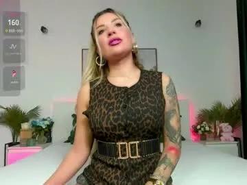 Freechat zoey_marye on Chaturbate