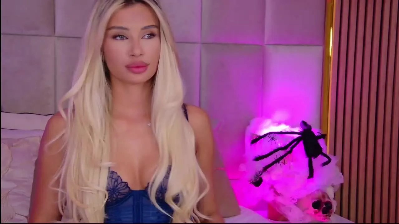 Offline ClaraKanne on Streamray