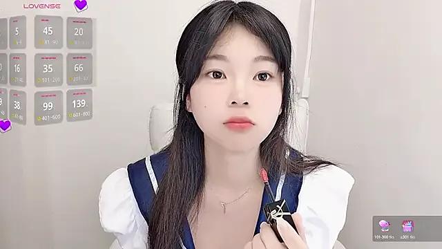 Freechat 9aunatiis on StripChat