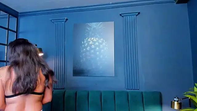 Freechat aliceandsia on StripChat