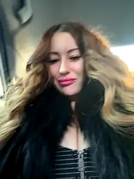 Freechat AndreaMood on StripChat