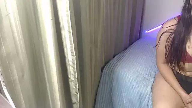 Freechat angelyxs on StripChat