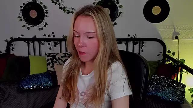 AnnAbbey on StripChat 