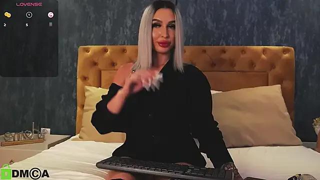 Freechat AriannaLure on StripChat