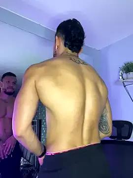 ARON_TAYLER01 on StripChat