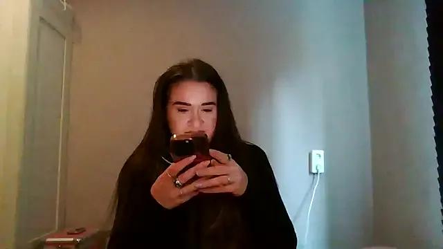 avajade on StripChat 