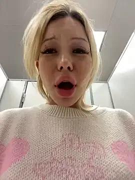 Freechat babydolll on StripChat