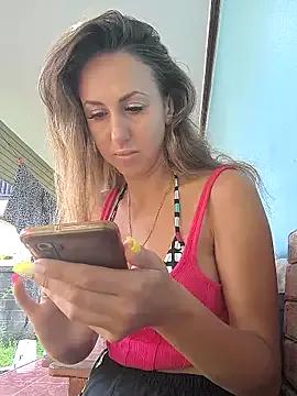 Bella-Grace on StripChat 