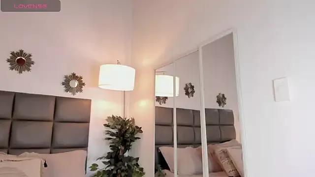 Freechat bella_arias on StripChat