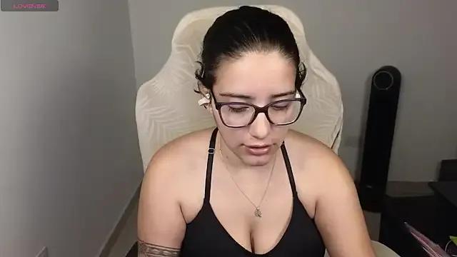 Freechat blue__moon_ on StripChat