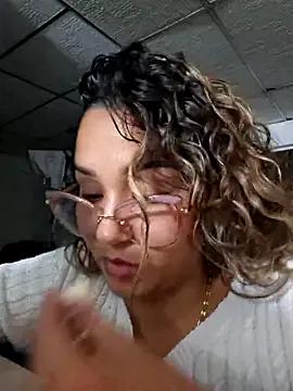 Freechat BrendaGirs on StripChat