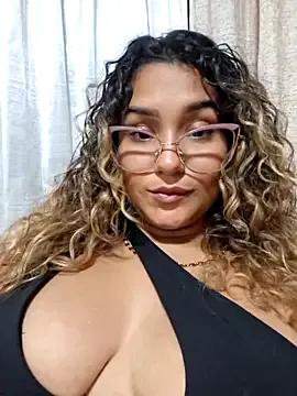 Freechat BrendaGirs on StripChat