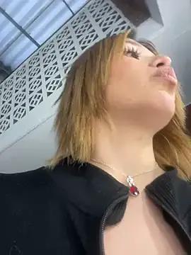 Candy_Velvet — twerk