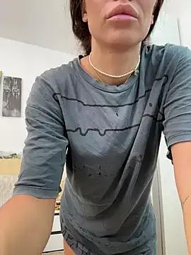 Freechat CelineReys on StripChat