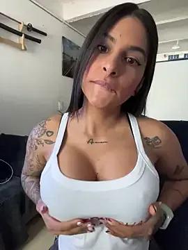 Freechat charlotte_stevenss_ on StripChat