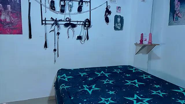 Freechat clydexxxbunny on StripChat