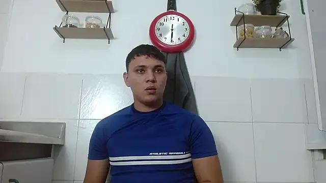 Freechat couple_lovelyds on StripChat