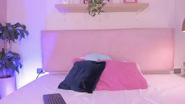 Freechat Cristalfoxy_ on StripChat