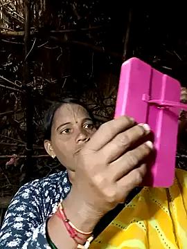 Cutsedi3 on StripChat