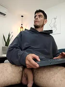 Freechat damian_bull on StripChat