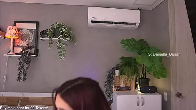 Freechat DaniDusan_ on StripChat