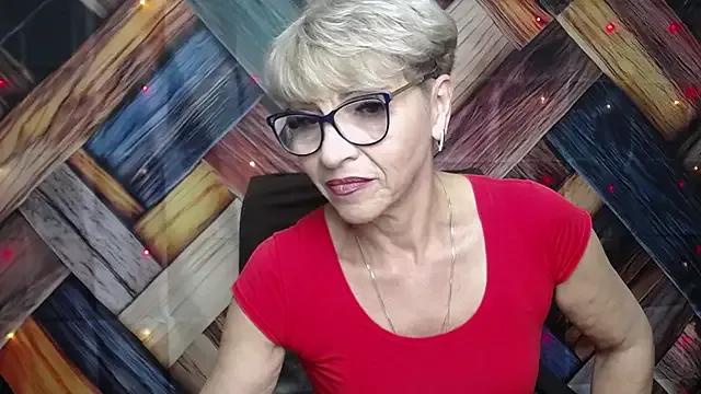 EllaBonito on StripChat 