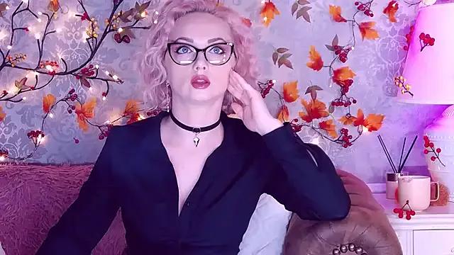 Freechat EllianaReese on StripChat