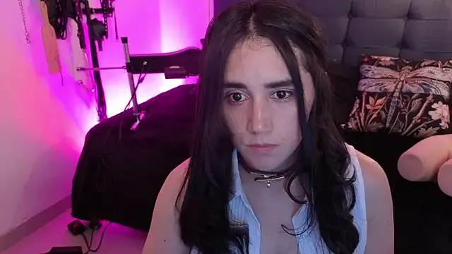 Freechat elowen_halley1 on StripChat